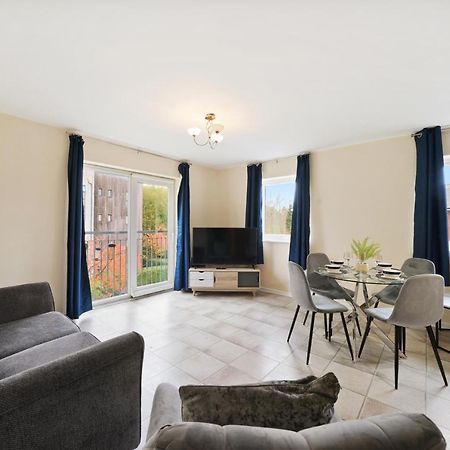 Peaceful 2Br Flat With Historic Bottle Kilns View & Free Parking Located Near City Centre Stoke-on-Trent المظهر الخارجي الصورة