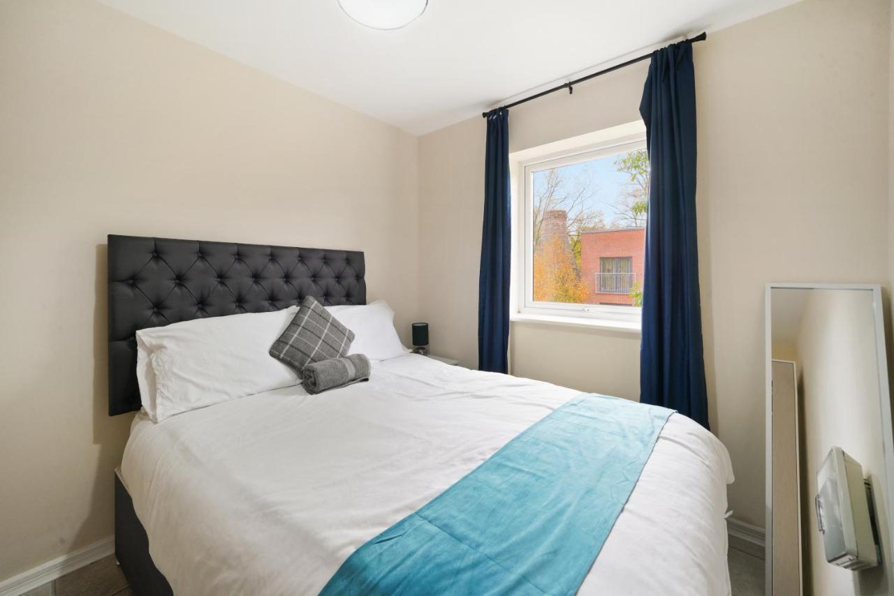 Peaceful 2Br Flat With Historic Bottle Kilns View & Free Parking Located Near City Centre Stoke-on-Trent المظهر الخارجي الصورة